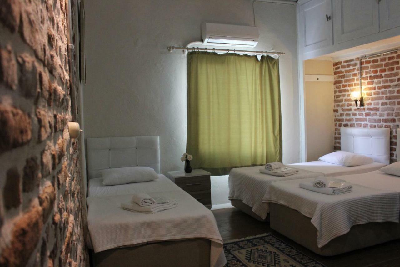 Macide Hanim Konagi Ayvalı Buitenkant foto